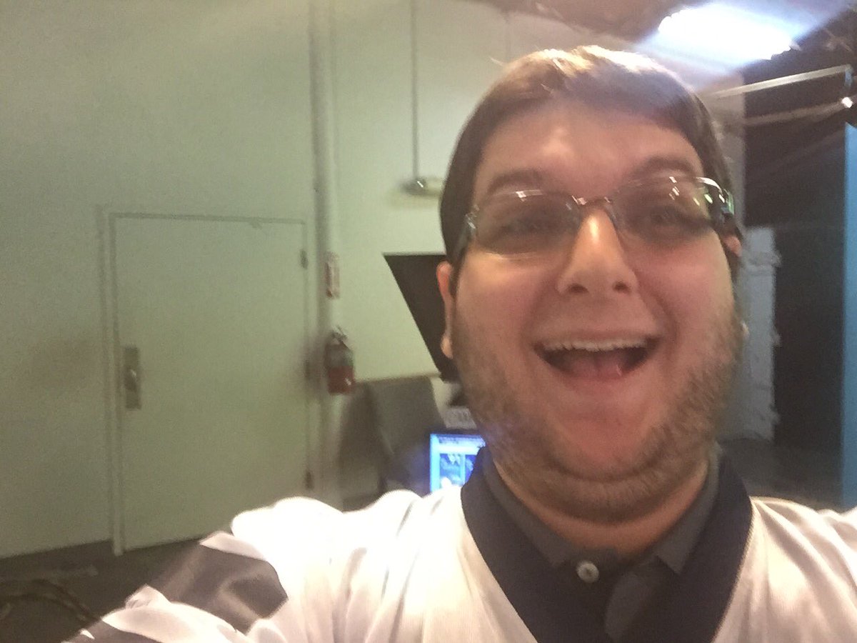 VanessaBNews's tweet photo. I'm not sure why every time I look through my phone pictures, this face pops up! π
#TimeToChangeMyPassword
#HesWeird https://t.co/NtTKtUiVWL