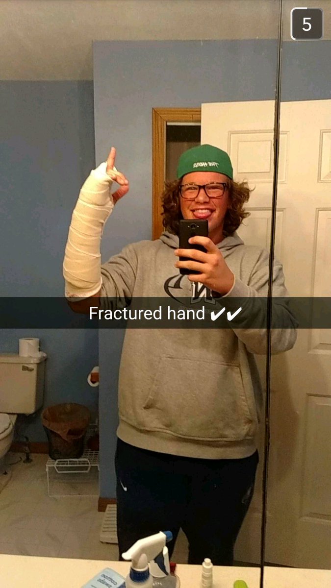 thelegendary64's tweet photo. My dude always seems to hurt himself against northview 😂😂😂 Get better big ugly #clubsquad https://t.co/XRQBUwSHQS