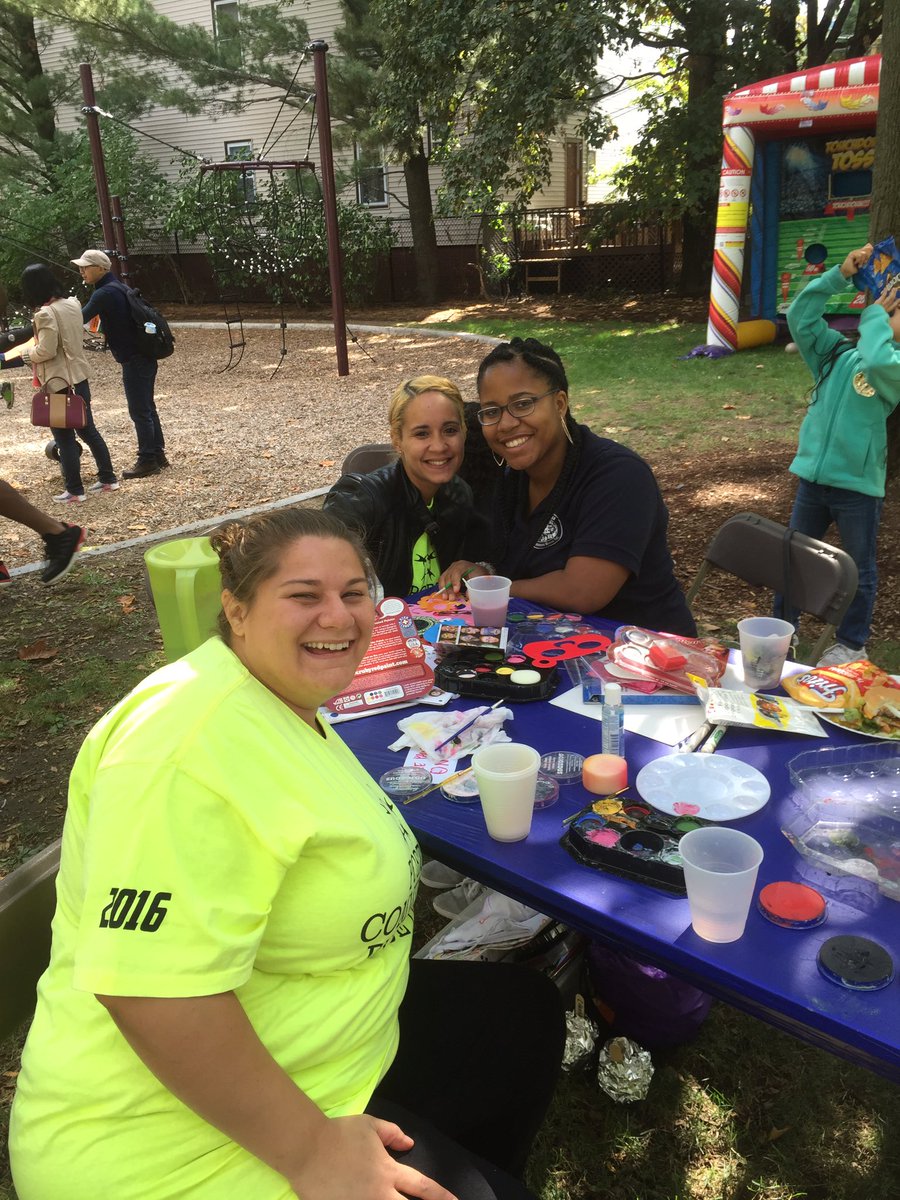 ThePort_MFNH's tweet photo. Port Pride Day 2016! https://t.co/9fNgeySs81