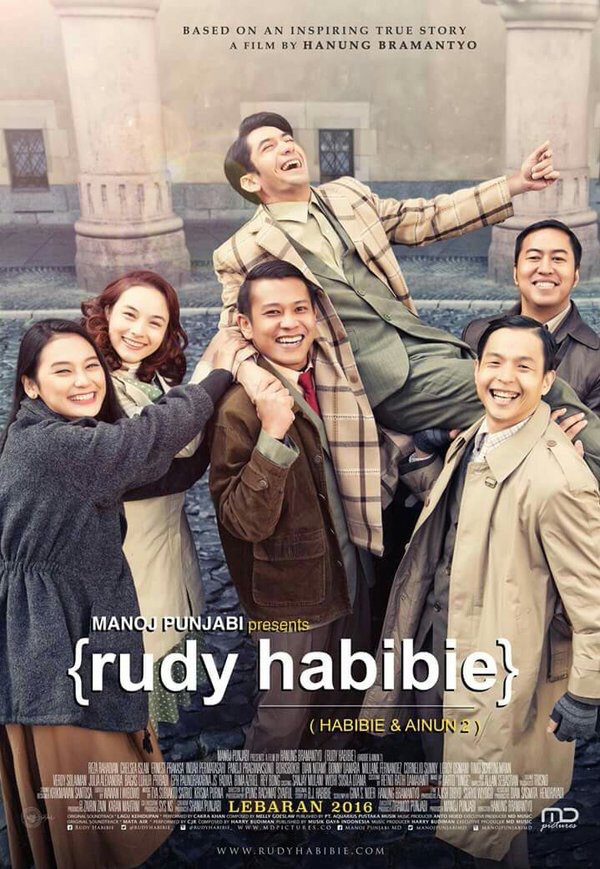 FILM_Indonesia's tweet image. #FFB2016

Peraih Film Bioskop Terpuji @ffb87 : @RudyHabibie_ (Habibie &amp;amp; Ainun 2) karya sutradara @Hanungbramantyo produksi @MD_Pictures