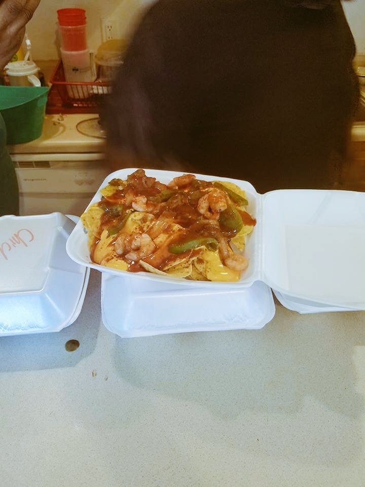 Str8UpM3mphiz's tweet photo. BBQ SHRIMP Nachos! 8$ #Str8UpOuttaM3mphiz #WeAimToPleaseWithWhatWeFeed #WilmingtonNC https://t.co/KWdxn1KJsv