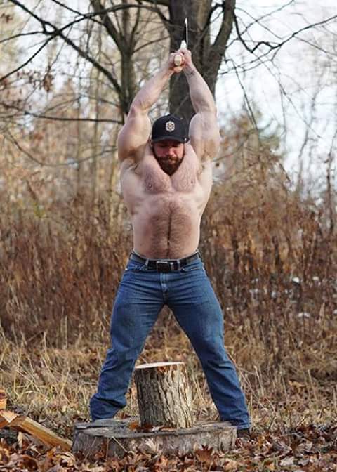 суровый огромный. велосипед юмор. ламберджек лесорубы. суровый мужик. суровый огромный.