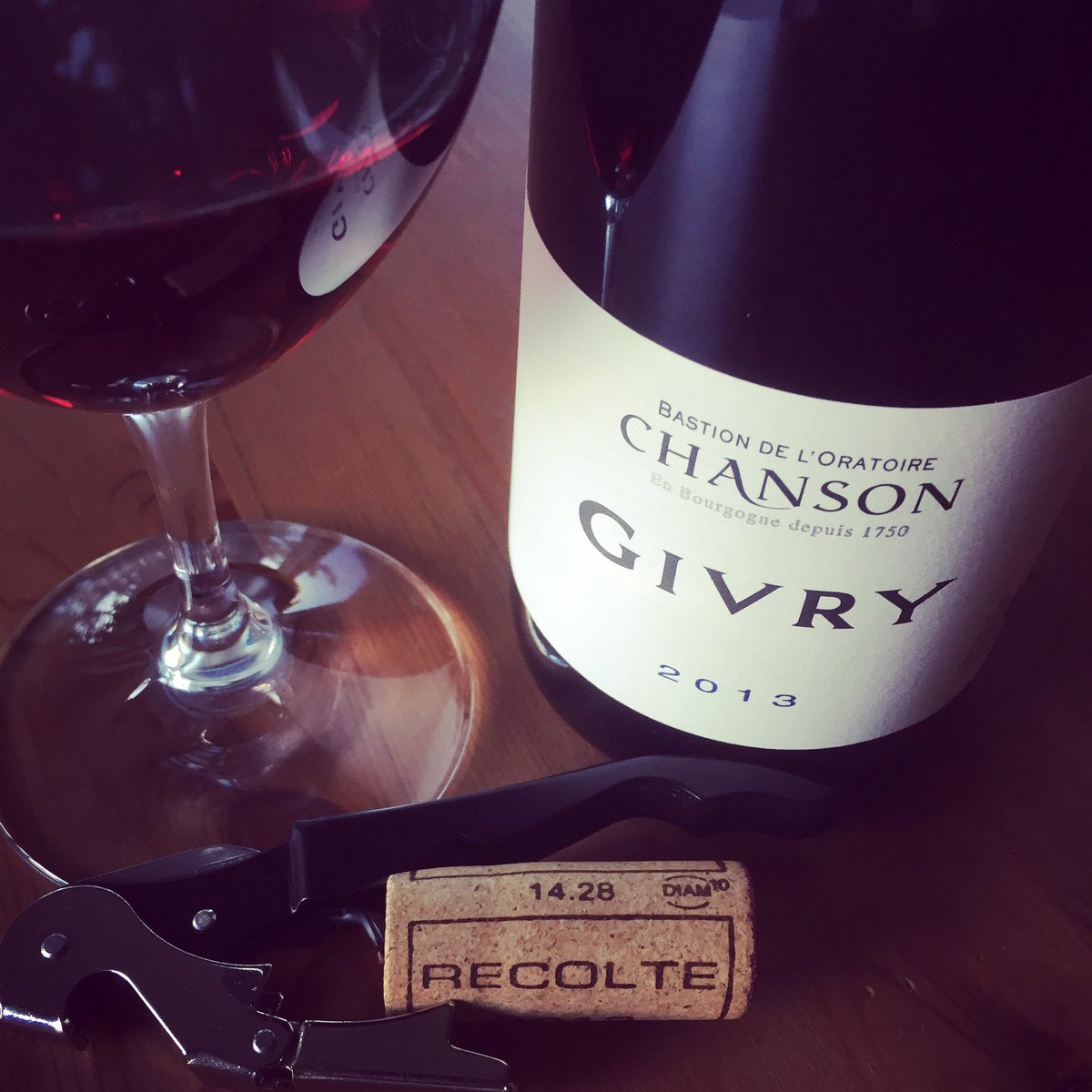 Patrick Ayotte (@dansmonverre) on Twitter photo Ce soir, du Pinot, encore... <a href="/domainechanson/">Domaine Chanson</a> @SAQCellier #pinotnoir <a href="/vinsdebourgogne/">Vins de Bourgogne</a> #givry #wine #vin #dansmonverre Ce soir, du Pinot, encore... <a href="/domainechanson/">Domaine Chanson</a> @SAQCellier #pinotnoir <a href="/vinsdebourgogne/">Vins de Bourgogne</a> #givry #wine #vin #dansmonverre