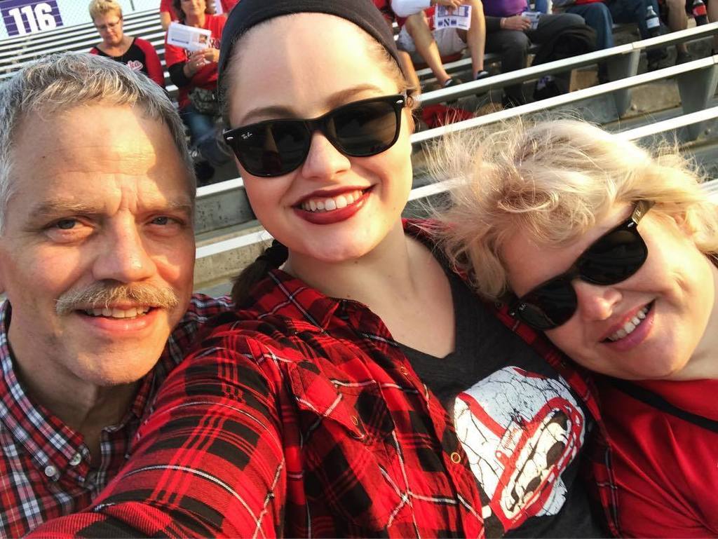 kinz18's tweet photo. #gbr #huskers #chicagobigred #awaygame #redout https://t.co/vxVSdlpQBd https://t.co/yqYBRBsimj