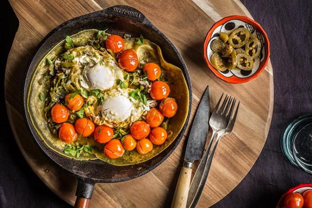 Huevos rancheros a la manera de <a href="/ClaudiaAndJulia/">Claudia&Julia</a>  bit.ly/2cipjaI