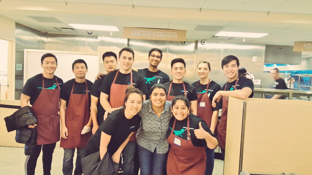 greekanjali's tweet image. @CyencePlatform #volunteers on a Saturday morning for the #lunchshift @stanthonysf ☆ #CyenceCares #CommunityService #GivingBack #SF ♡