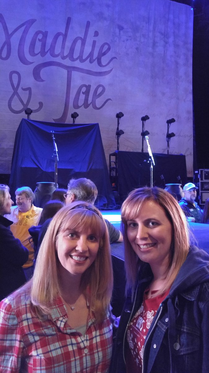 adelfojr's tweet photo. @sunshinepaisley and @ericagrim have made it to the pit for @BradPaisley show! Birthdays are always better with some @BradPaisley! https://t.co/DzFRKz4T5i