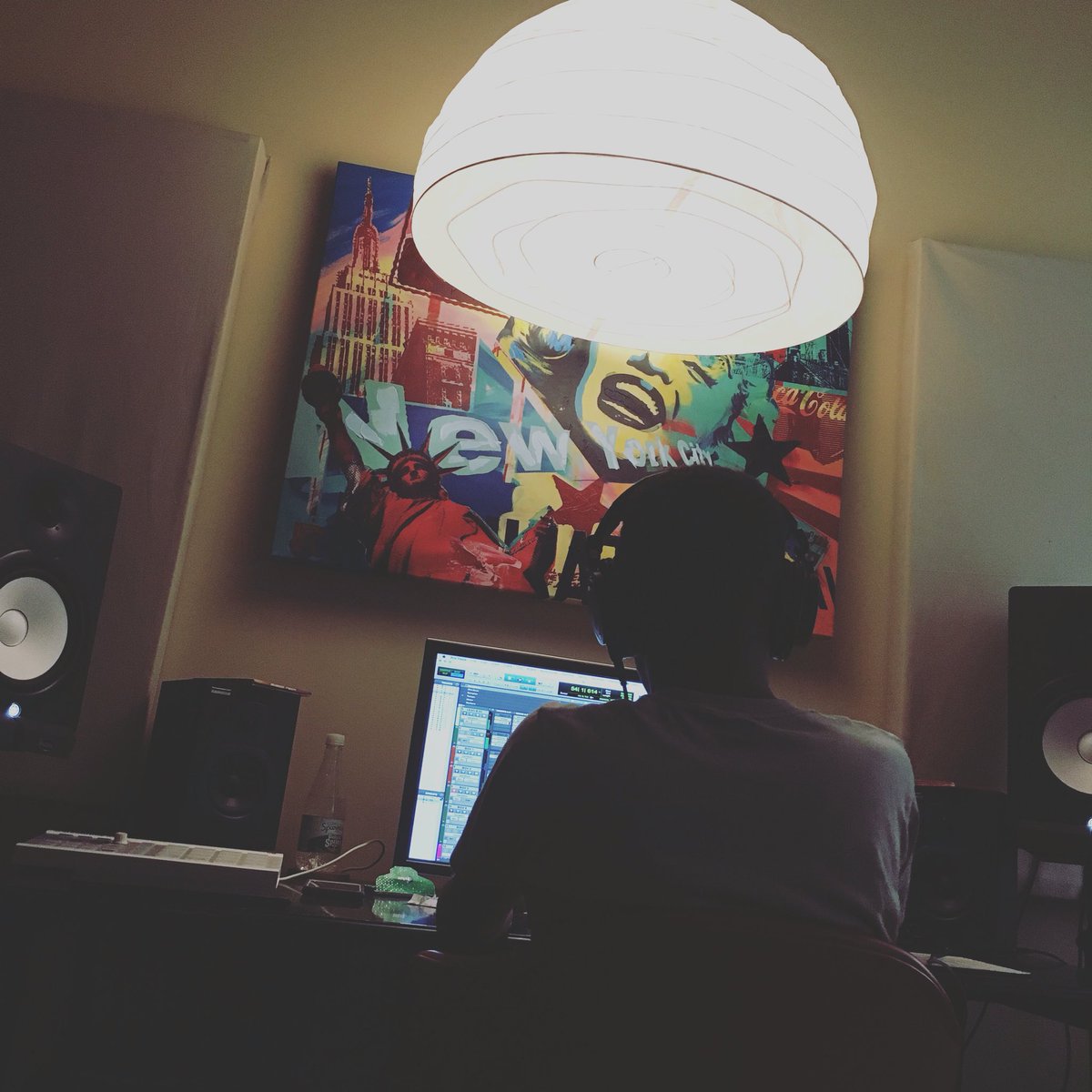 malleybnchi's tweet photo. Locked in with my engineer and dizzy for the day.✔️
🎈G.O.D.🎈 | Coming SOON✔️✔️
#Village #LXCL https://t.co/V3wO5O1c92