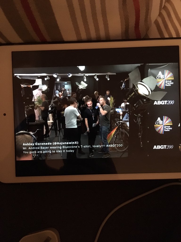 shadhow_'s tweet image. iPad set up and tuning in #ABGT200 #deepset