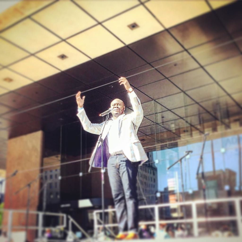 CoachBill007's tweet photo. "This is my life"
#Harlem #revival #cantstopwontstop #unstoppable #newyorkcity #positived… https://t.co/rK9U6hhkMG https://t.co/DVLwRhxkqw