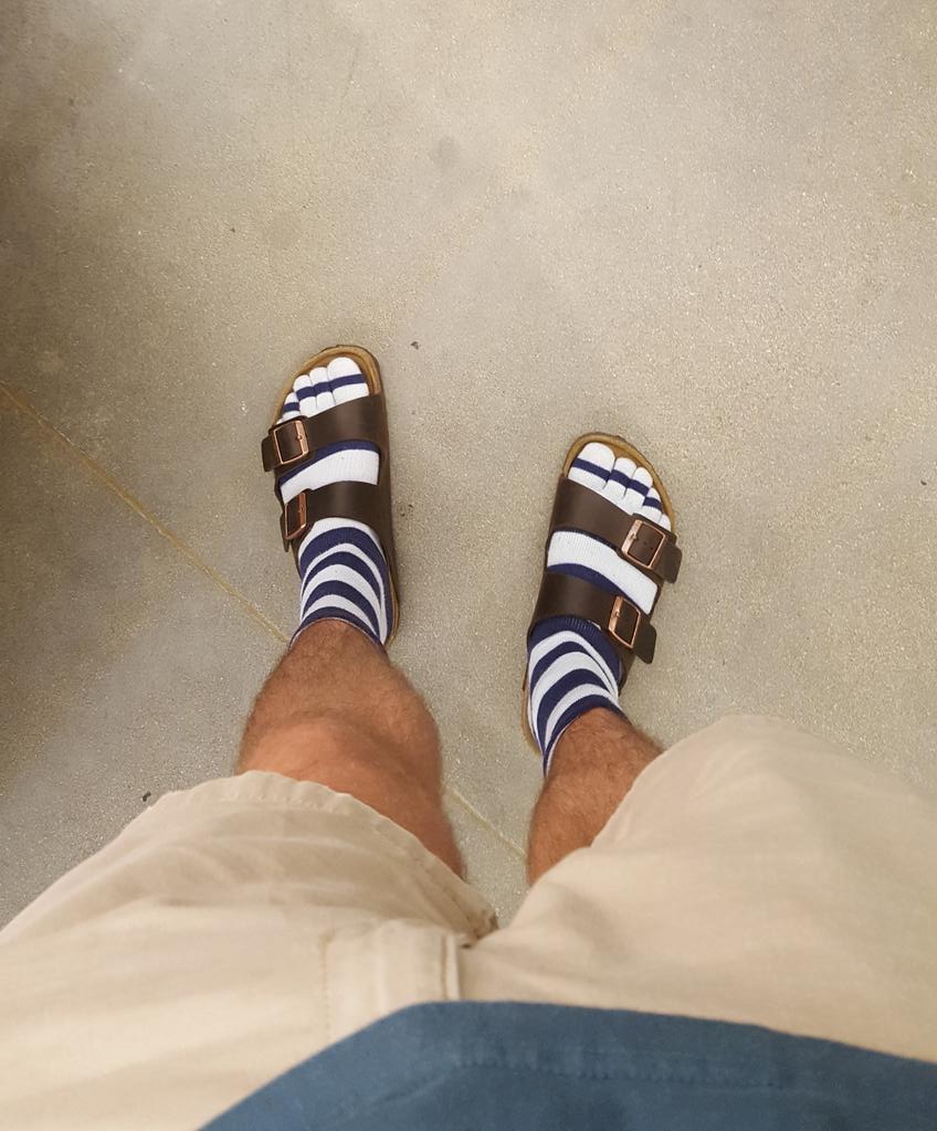 toe socks and birks (@toesocksguy 