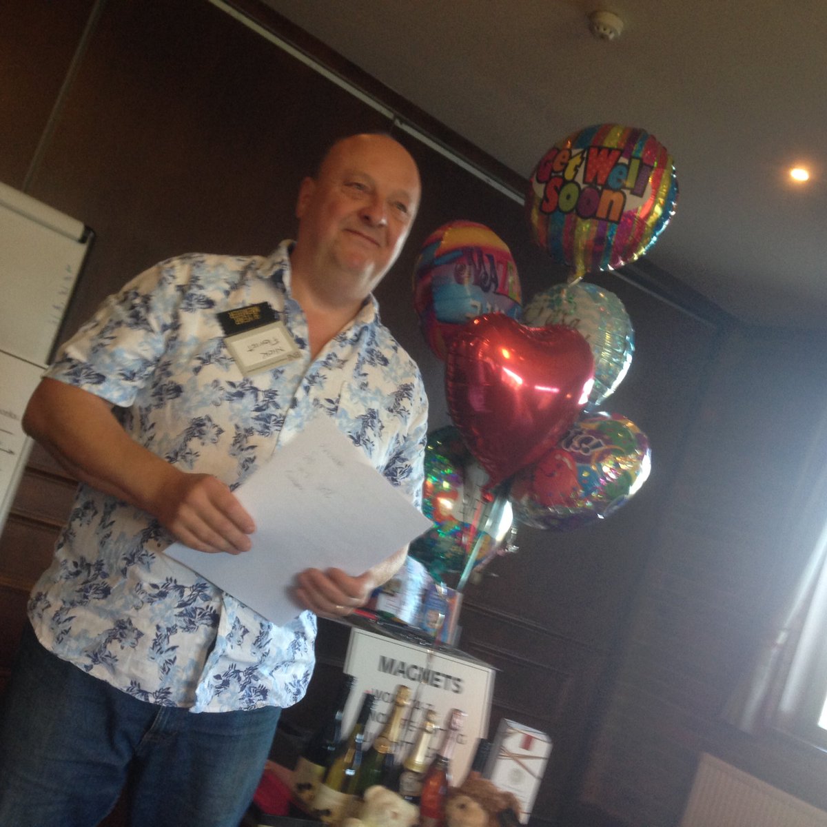 business presentation from Nick Mansi <a href="/handtied1/">Mansi Florist</a> <a href="/BNI_LNW/">BNI London NW</a> <a href="/BNI_National/">BNI UK and Ireland</a> looking to be introduced <a href="/MerchantTaylors/">Merchant Taylors'</a>