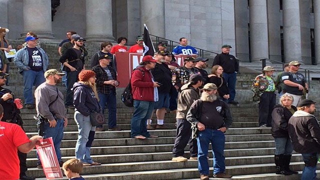 Gun advocates: death toll at #CascadeMall could have been lower if witnesses had guns >> bit.ly/2ct3Bkn