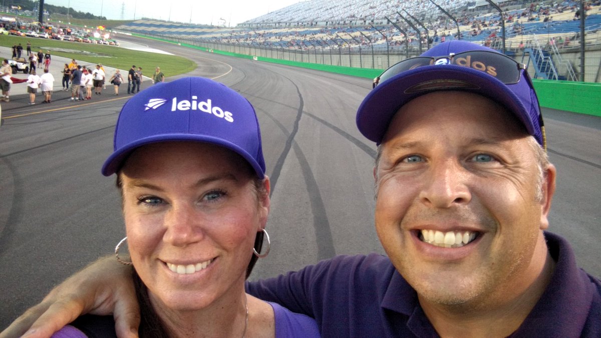 RJHomemaker's tweet photo. Leidos purple on the track, Go Bubba! @LeidosInc  @BubbaWallace https://t.co/37r6E8jBuj