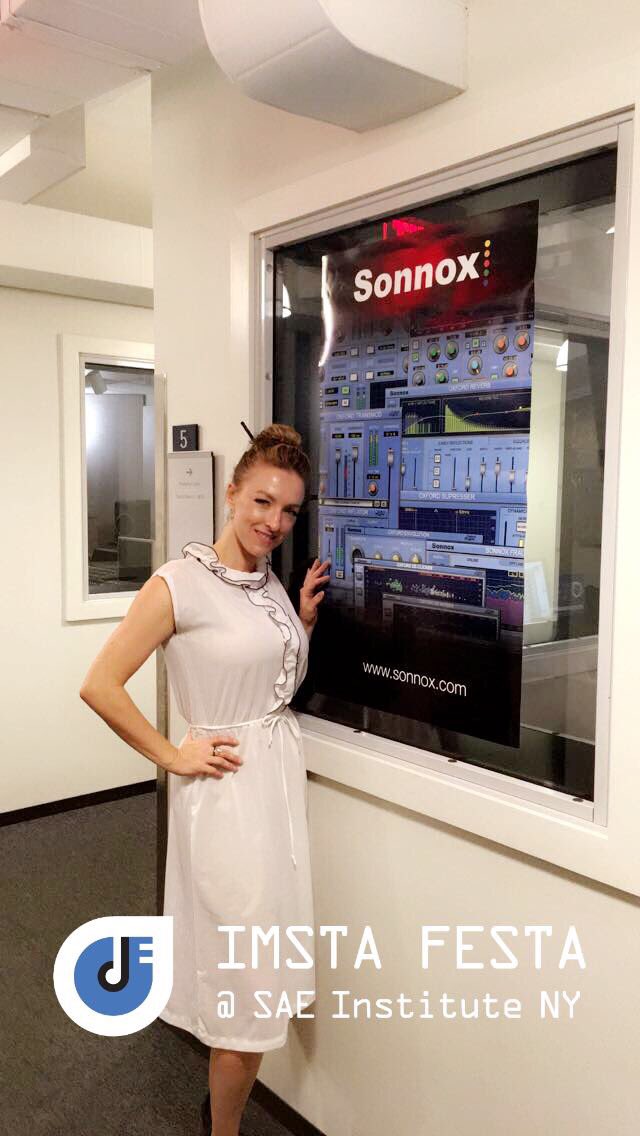 jacqsmiley's tweet image. Happy to be back at my alma mater @SAENewYork for @IMSTA_FESTA with @sonnoxplugins 💙🎛🎙🎚#Envolution