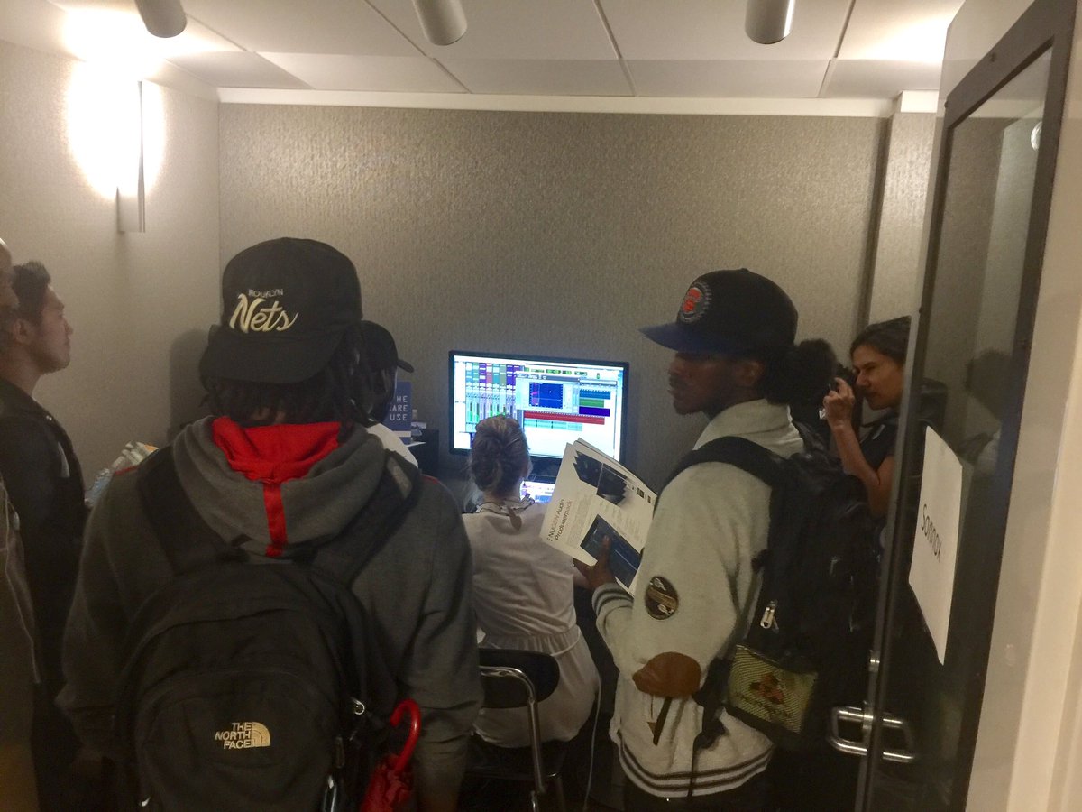 jacqsmiley's tweet image. Happy to be back at my alma mater @SAENewYork for @IMSTA_FESTA with @sonnoxplugins 💙🎛🎙🎚#Envolution