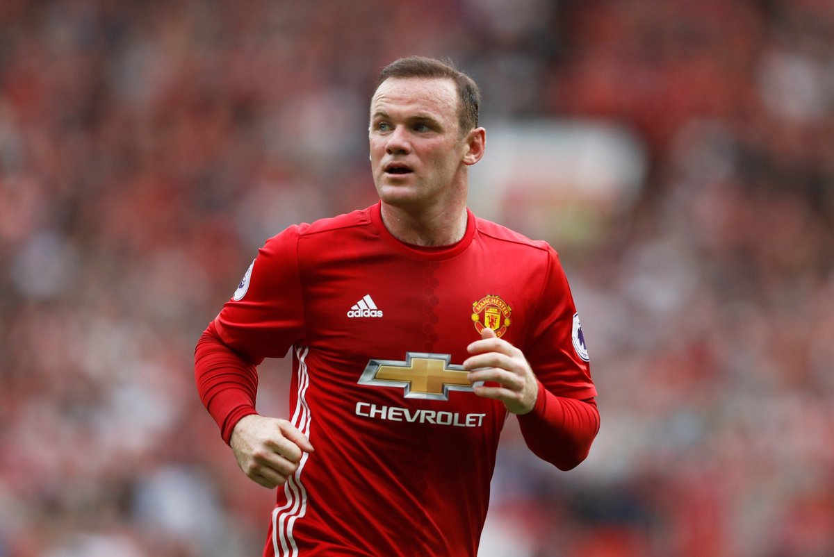 Now_FootbaIl's tweet image. Should Wayne Rooney remain on the bench for the next game? 

RT: Yes
FAV: No