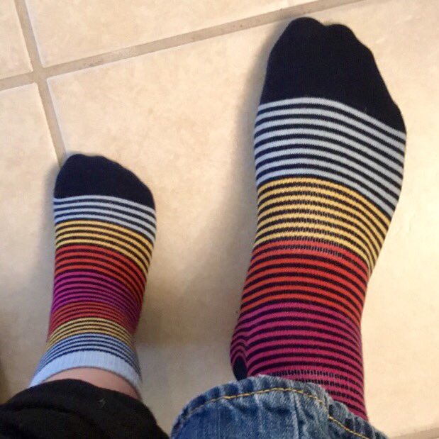 SilvermanSBG's tweet photo. My mini-me kept asking to "match daddy's socks" - here u go lil bud! #Socks #Sox #HotSocks #HotSox #CrazySocks #CrazySox #SockGame #OnPoint https://t.co/tpDUkwreGP