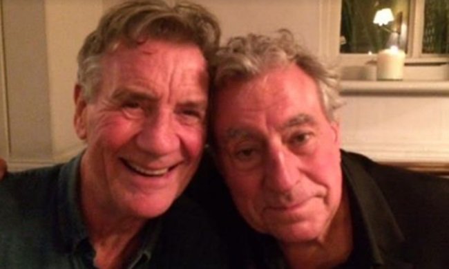 Michael Palin with wonderful show of friendship to Terry Jones after his recent dementia diagnosis joe.ie/fitness-health…