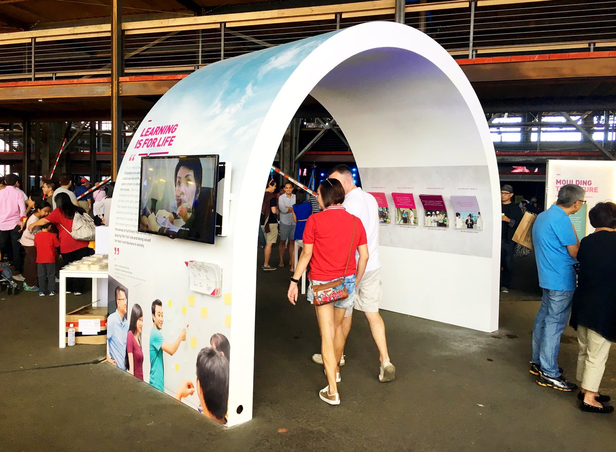 SkillsFutureSG's tweet photo. #SkillsFuture Credit is for all Singaporeans 25 &amp; above, including those overseas! Come by #SingaporeDay2016 to check it out! https://t.co/cphESfS5c0