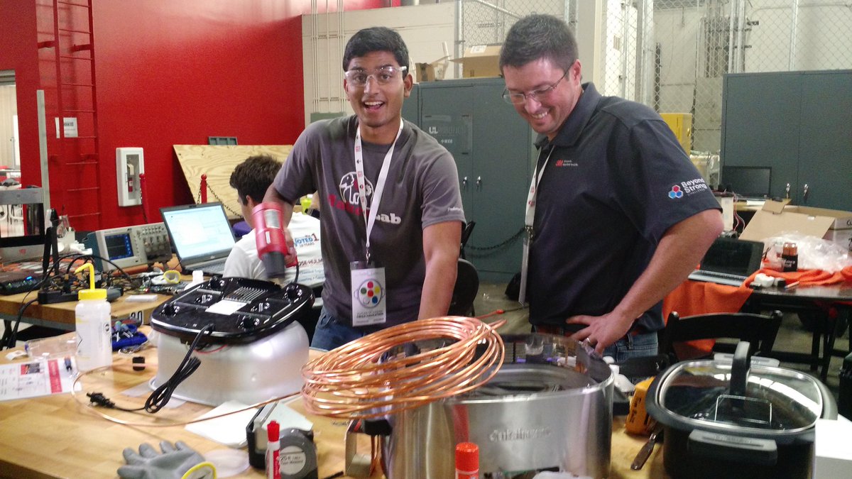 RHITMIH's tweet image. Making It Happen with the guys at @3M and @GE #futureofcooking