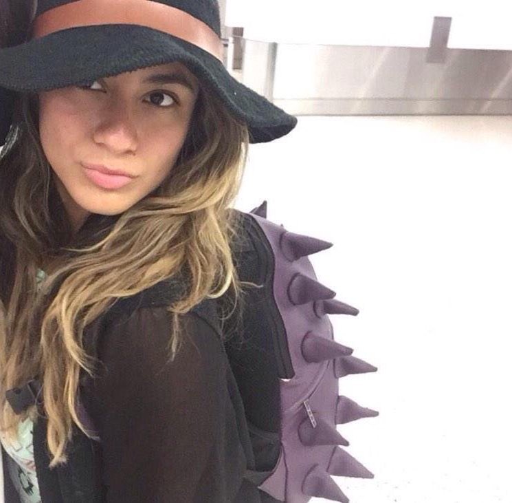allyflashbacks's tweet image. remember when ally always wore this backpack