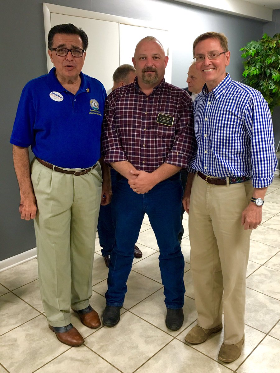 cathylindsey's tweet photo. Rep. Brent Yonts, @samgaskins2016 and @GrayforKentucky holding court in Muhlenberg County tonight. #KySen #KyFirstAlways https://t.co/otTslfy9Bm