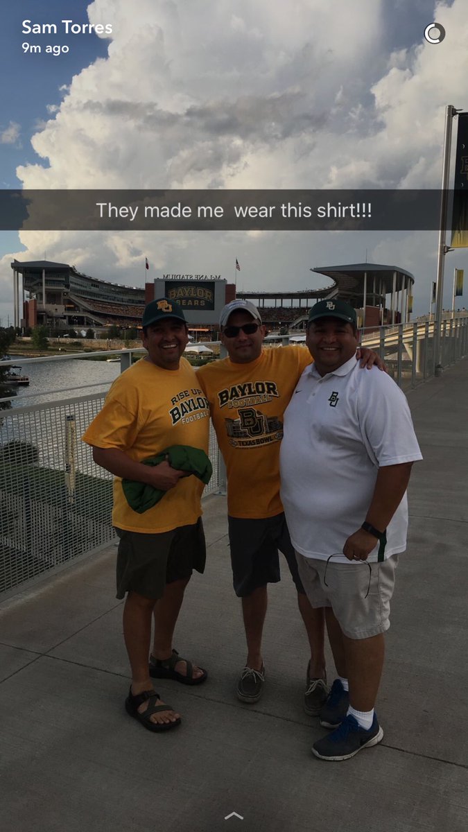 TSUtorres8's tweet image. @BU1989 @dgpaco made me wear this shirt!!! Still have the Tarleton hat though! #raindelay #baylor