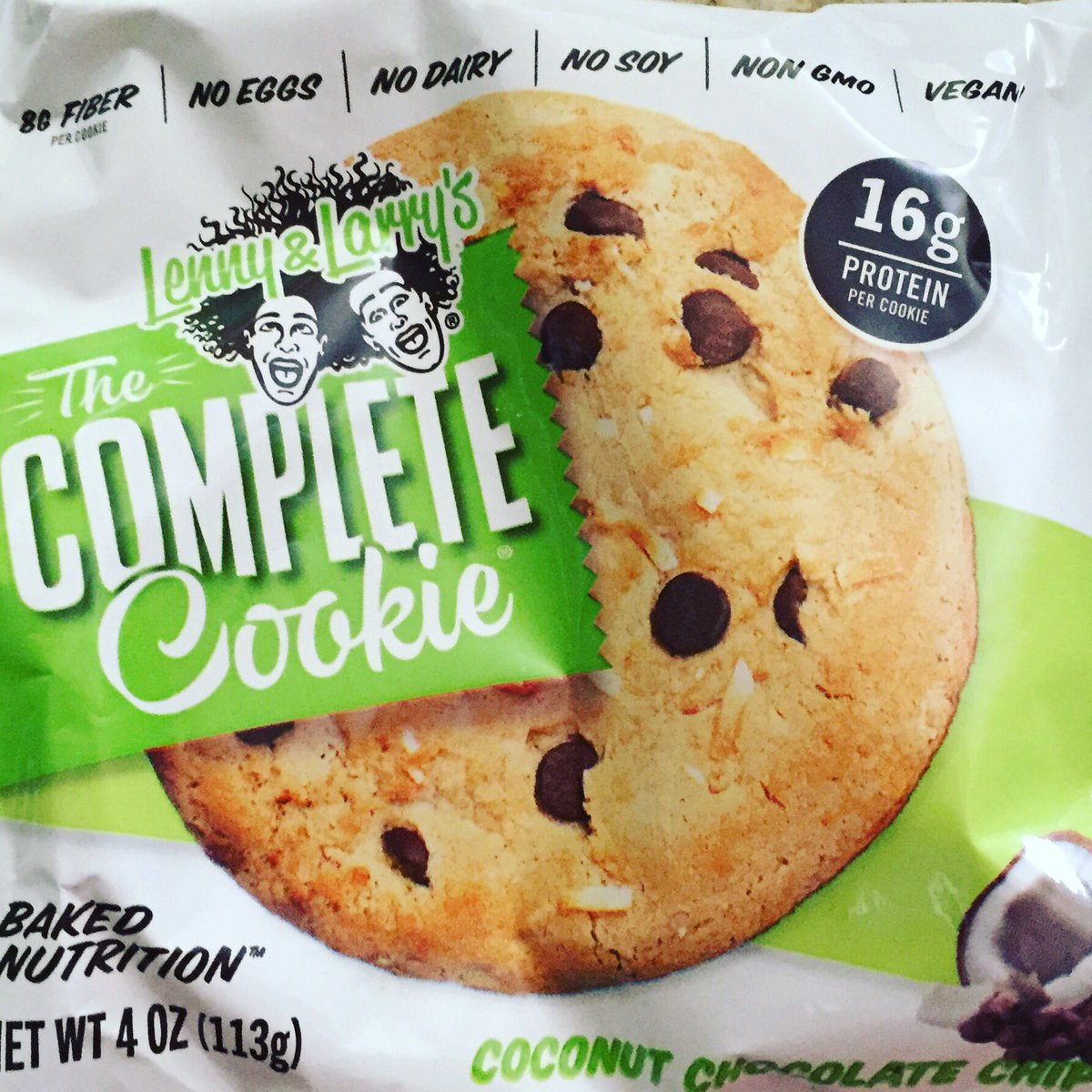 reciptohappines's tweet photo. My newest #LOVE #lennysndlarrys #cookies #protein #nogmos #dairyfree #instagood #cheatday #healthylifestyle #bakednutrition https://t.co/fbImUGcNiC