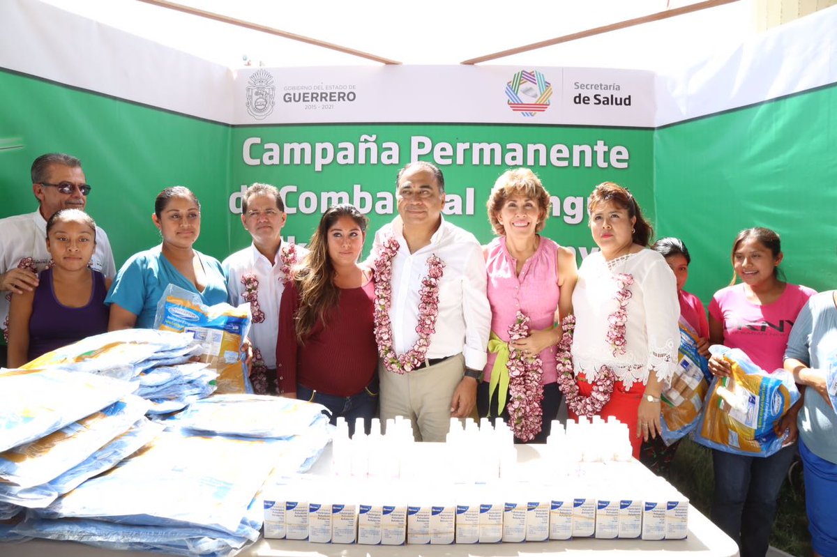 HectorAstudillo's tweet photo. Cuetzala cuenta con la campaña permanente para combatir dengue, zika y chikungunya; proporcionamos repelentes y pabellones. https://t.co/cOyyTqYVZO