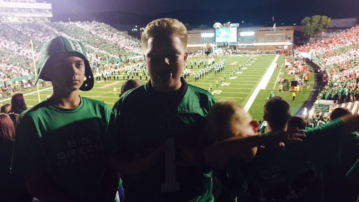 fourtates's tweet photo. #beatlouisville https://t.co/BWXHmqOTFq