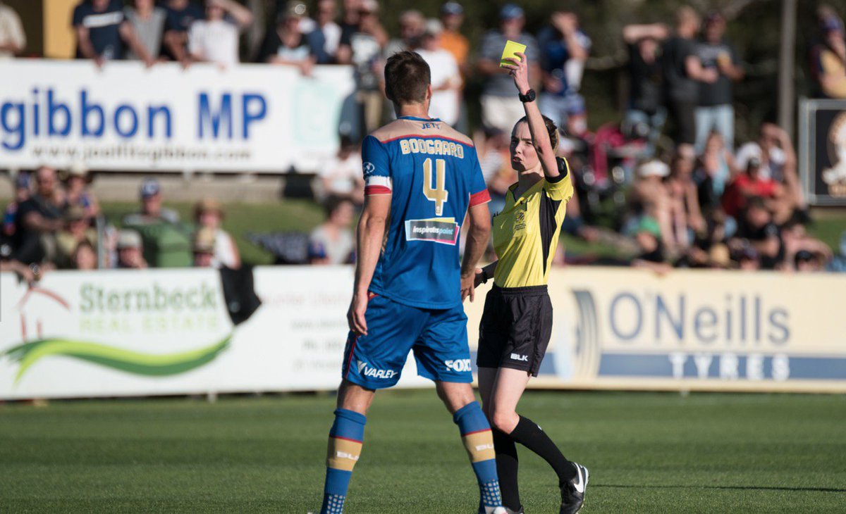 AnnOdong's tweet photo. Great to see the continual development and crossover of female refs and asst refs in A-League &amp; FFA Cup matches (pics @KevinAirs442) https://t.co/SWxHXdIWFw