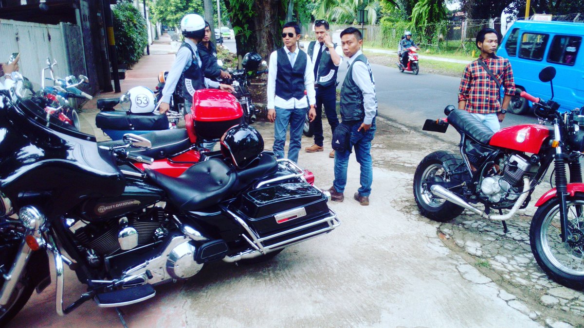 Hari ini kita siap-siap morning ride muterin bogor