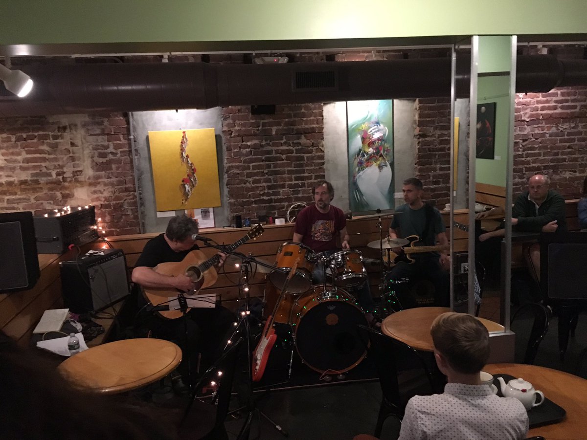 AndreVeloux's tweet photo. Live music in Princeton. #ChrisHarford #BandofChanges @swcoffee great way to finish off day after epic 208km bike ride https://t.co/po4zhQK9Ld