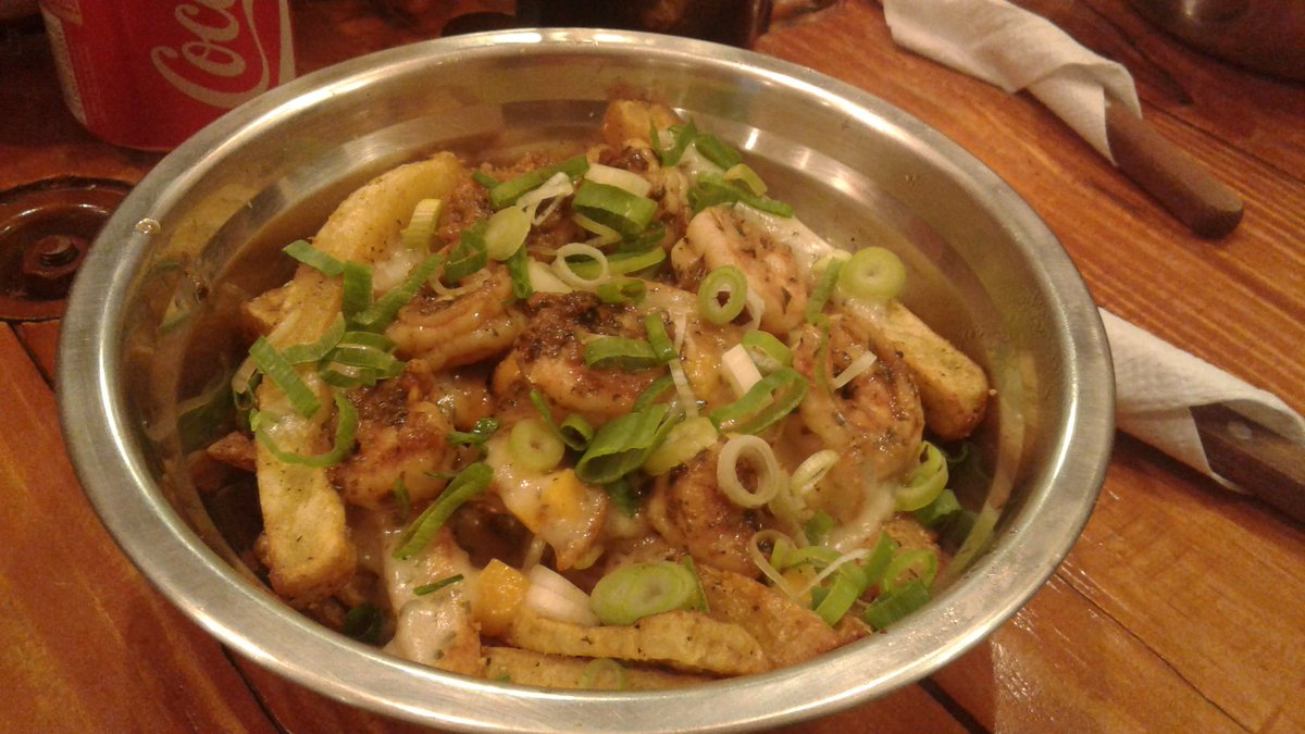 iWill_Sv's tweet photo. Estado sentimental #LePoutine 😋 https://t.co/6RuTUxChAs