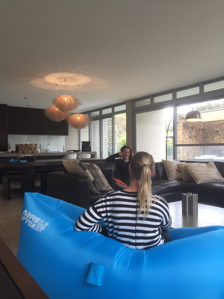 WeROziris's tweet photo. Bring the outdoors, indoors
#WeROziris #justchill #relax #azurelounge #inflatables @hello_perth @ExperiencePerth https://t.co/8lfT4kxH1a