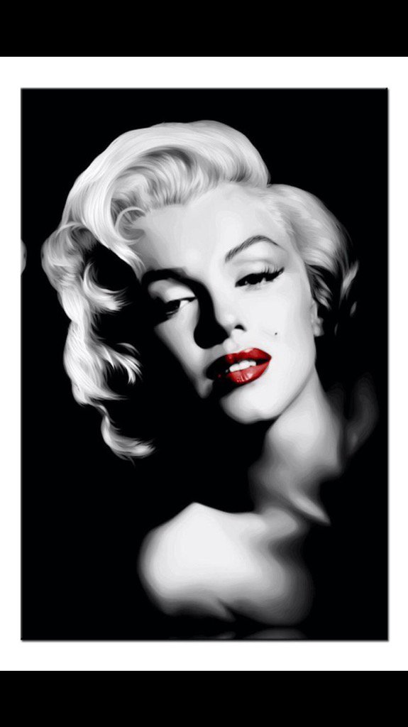 لايلحقك  ياصاحبي بالغلا شك
وبيموت قلبي ماسكن فيه غيرك

انـاوقلبي والغلا كلنا  لك
حتى مصيري مرتبط في مصيرك..💘