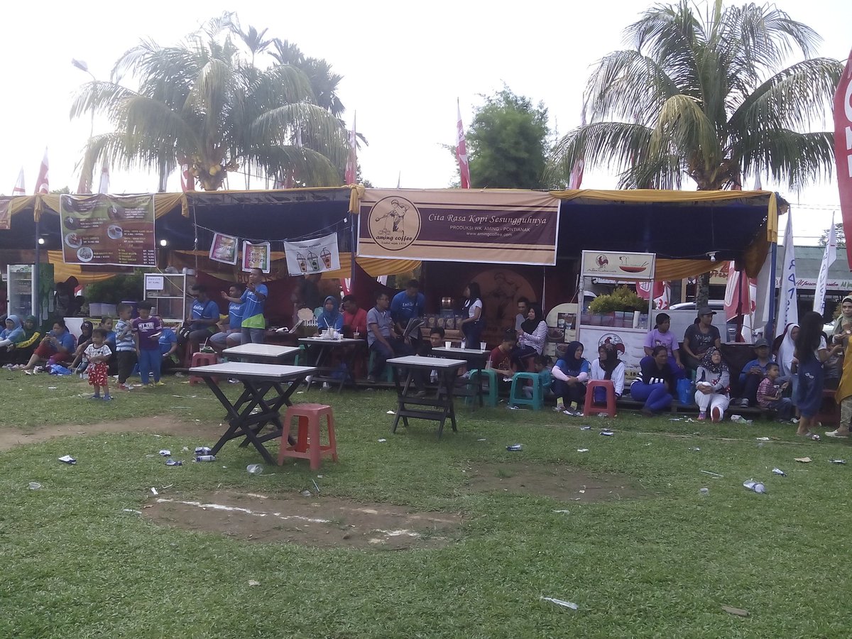 Semarak kegiatan TVRI Kalbar jg dimeriahkan berbagai stand pameran #HutTVRIKalbar18