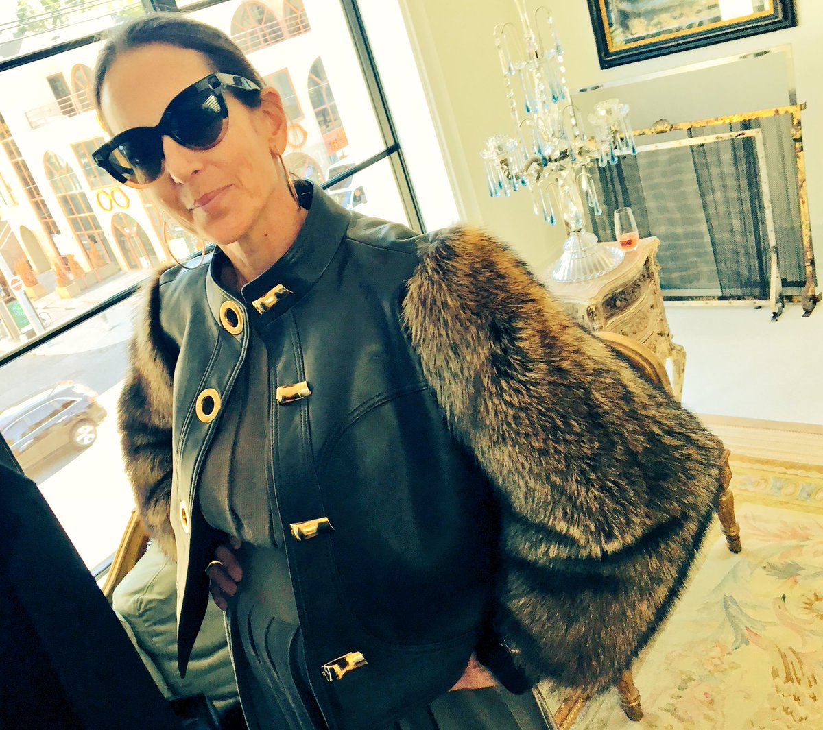 Toronto live 📱 (@torontoimages) on Twitter photo Dee Dee Eustace <a href="/ddtaylordd/">Dee Dee Taylor Eustace</a> hosted a High Fashion affair for friend Bonnie Young bonnieyoung.com #Yorkville #Toronto <a href="/FashionCanada/">FashionCanada</a> Dee Dee Eustace <a href="/ddtaylordd/">Dee Dee Taylor Eustace</a> hosted a High Fashion affair for friend Bonnie Young bonnieyoung.com #Yorkville #Toronto <a href="/FashionCanada/">FashionCanada</a>