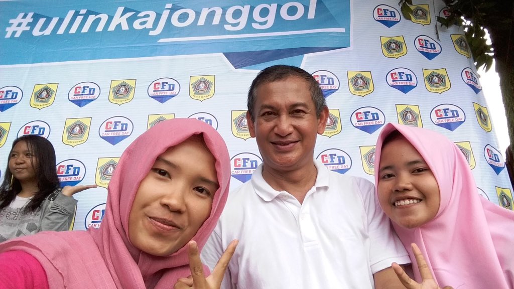 RindiDk's tweet photo. Car Free Day 😄😊25sep2016 Fotbar Pak Camat Jonggol @kecamatanjongg1 #ulinkajonggol https://t.co/2HugVGWioo