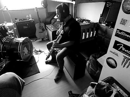 LsFancyTijuana's tweet image. Trabajando en nuestro nuevo EP 💃