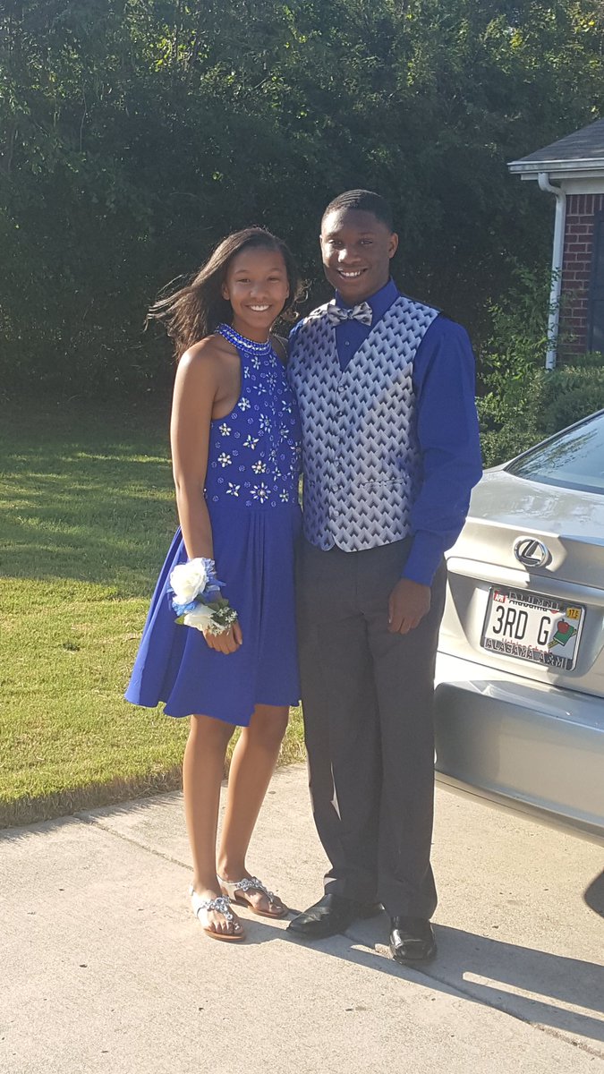 CoachGriffin79's tweet photo. Khalil's first Homecoming @ The Bob https://t.co/CoMQZ4RAvP