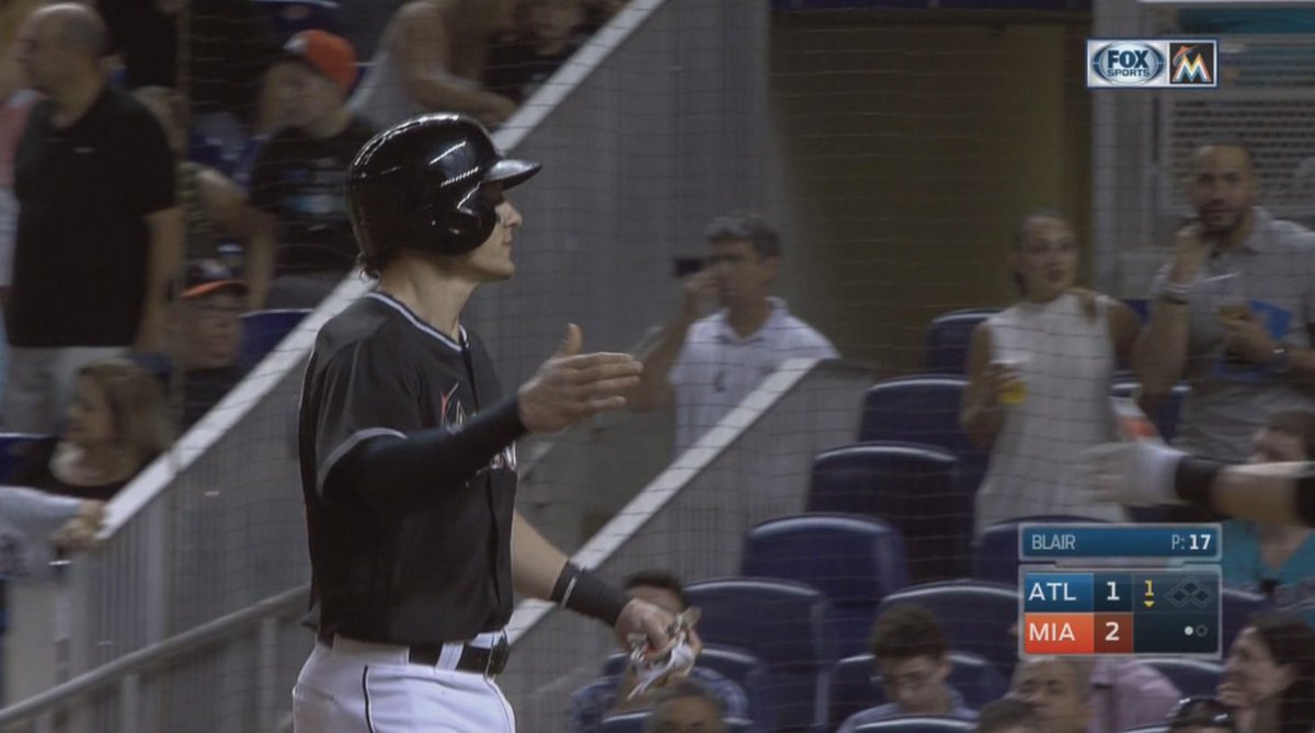 Marlins win 6-4, snapping Braves win streak bit.ly/2cMnLXn?utm_me… https://t.co/TJyJFYzQ6P