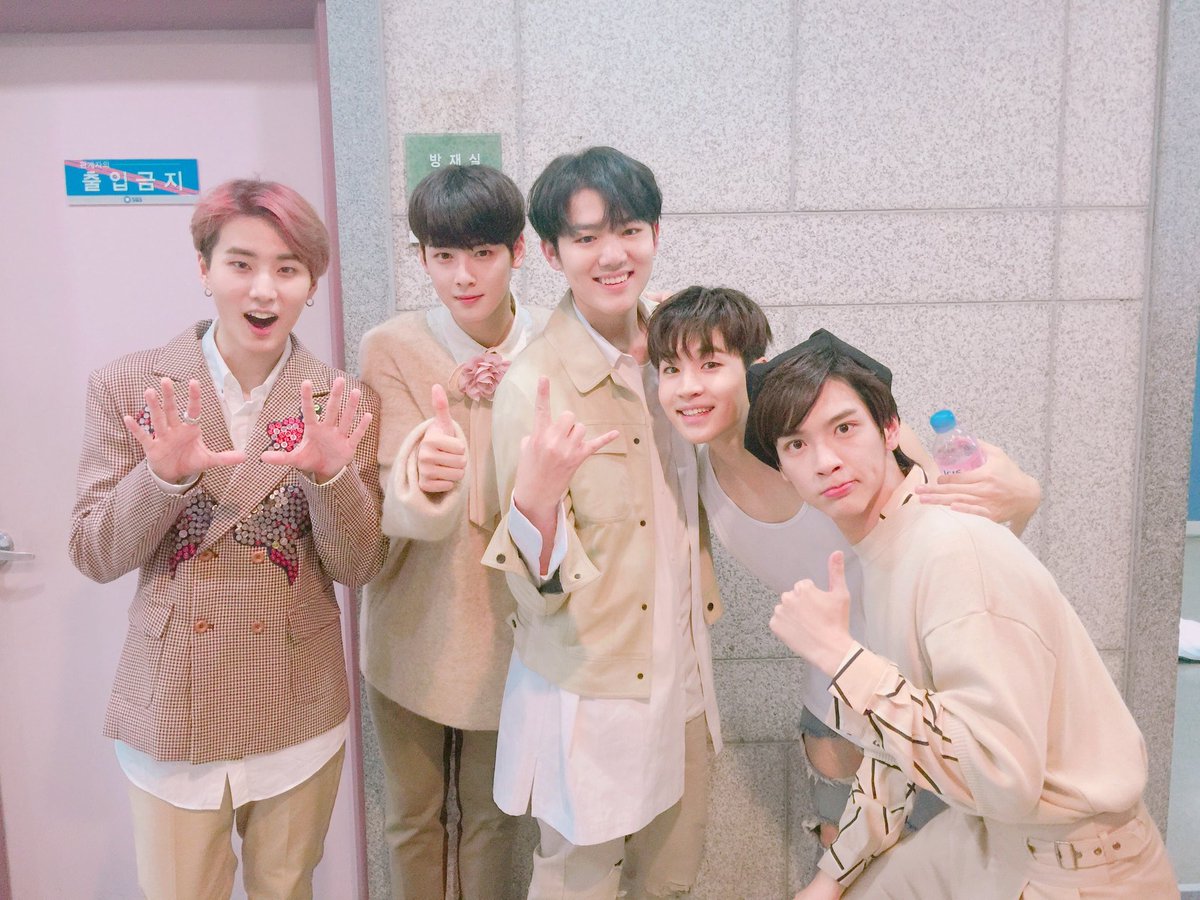 youngday93's tweet photo. 좋은 세상.. https://t.co/5CAOEByzcH