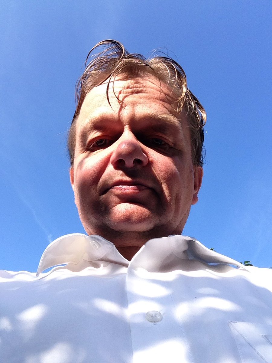 argusauge's tweet photo. Blauer Himmel über #Gabelbach . #wetter #september #zusmarshausen #augsburg https://t.co/2Lmv12sEqX