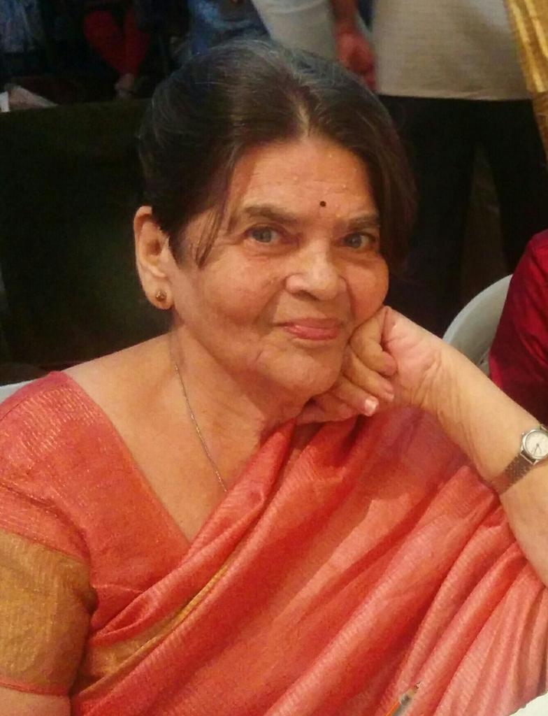 Festive Style Tips from Influencers 2025 | FIRST LOOK, image size:784x1024