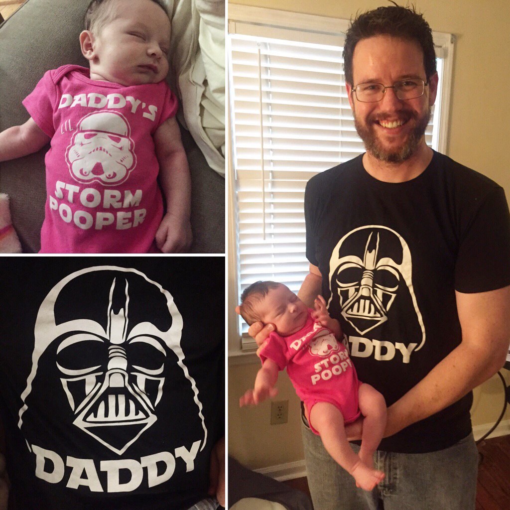 Brit_411's tweet image. Biased opinion: Nerdy parents are best parents 😜 #raisingherright #strongwomaninthemaking #nerdspawn #geekyparenting