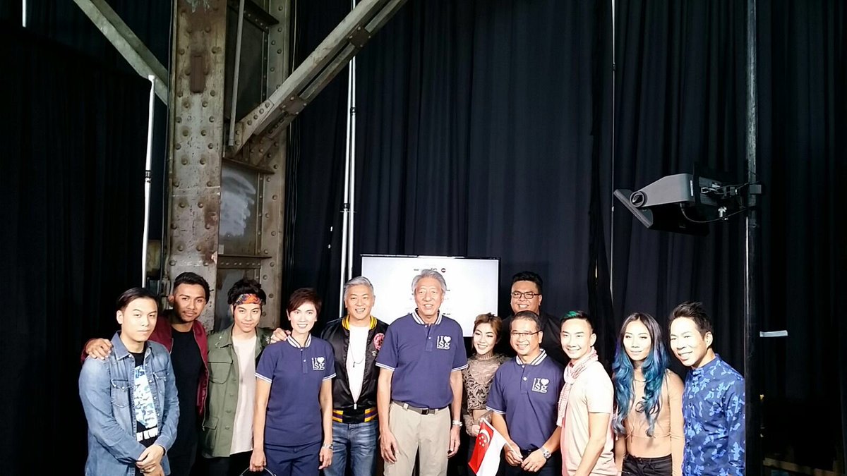 HossanLeong's tweet photo. It's a wrap #SGday2016 #doubleconfirm https://t.co/EG2j3DHPHN