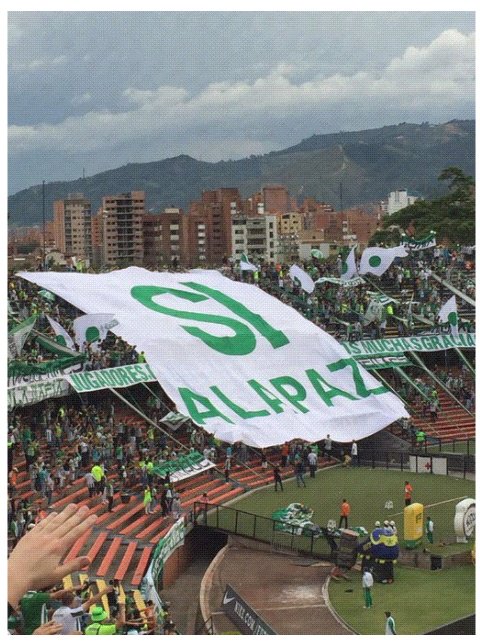 efrapotter's tweet photo. #SoyDelVerdeSoyDelSi #SiALaPaz #VoyPorElSi #ColombiaVotaSi #poderososi QUE BELLO SE VE TODO ESTO JUNTO!
#FutbolEnPaz https://t.co/wAFHZuT4ka