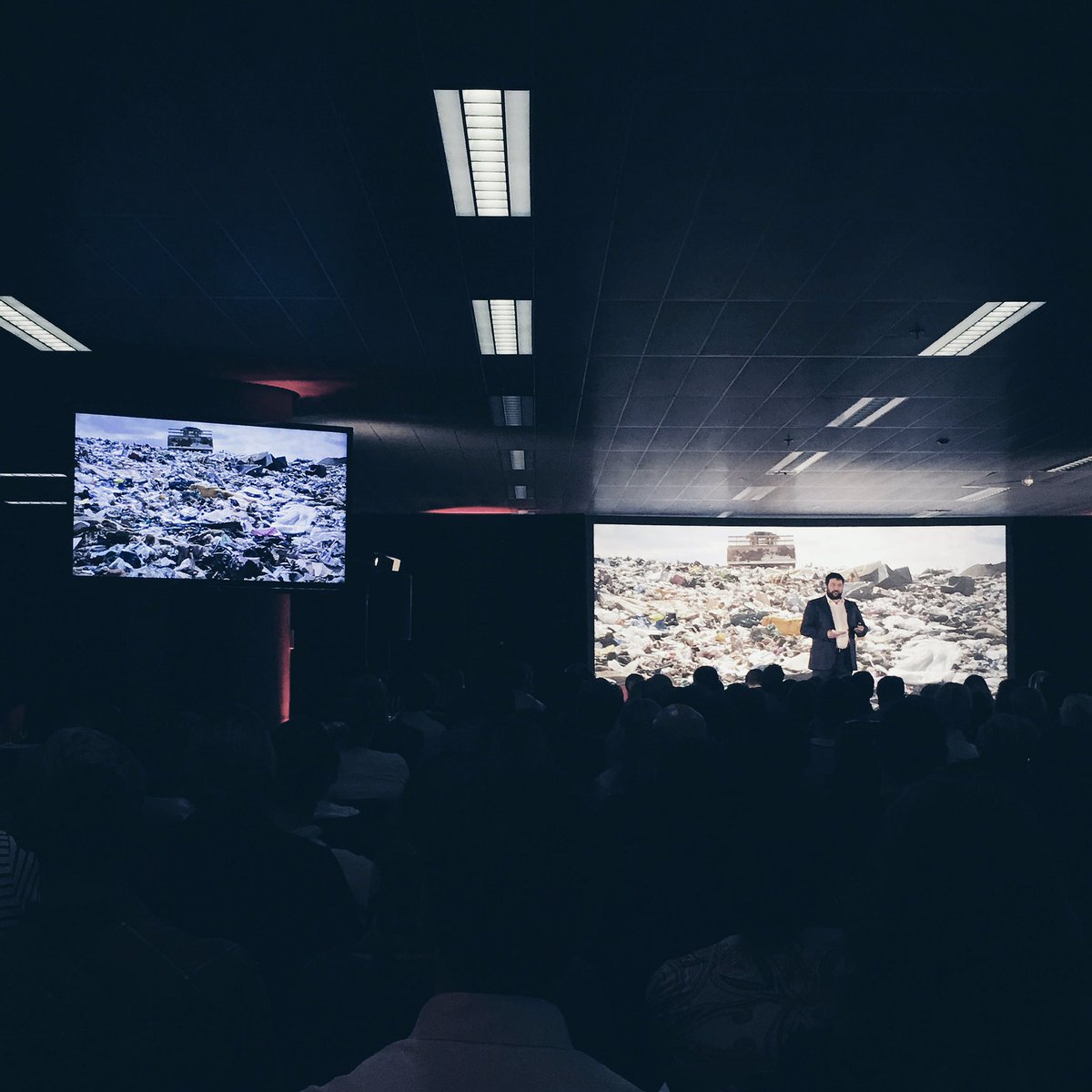 Enriching #TEDxSydneySalon last week featuring the wonderful <a href="/GarthRecovery/">Garth Lamb</a> on how we can waste better <a href="/tedxsydney/">TEDxSydney</a> #wastenot #recycleredbin